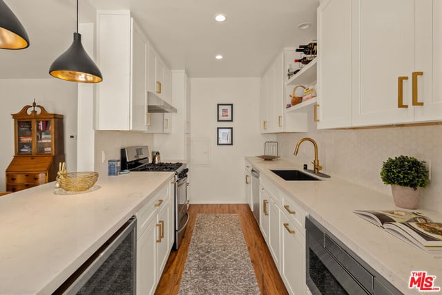 2621 Centinela Avenue 17, Santa Monica, CA 90405 — photo 4 of 20
