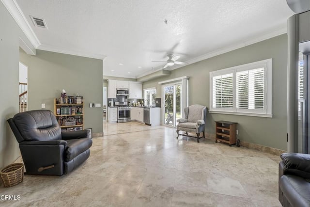 1253 Phelps Avenue, Ventura, CA 93004 — photo 10 of 36