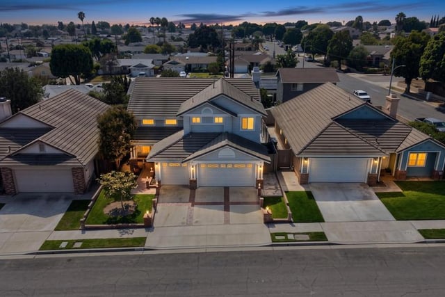 1253 Phelps Avenue, Ventura, CA 93004 — photo 6 of 36