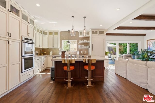 1042 S Stanley Avenue, Los Angeles, CA 90019 — photo 14 of 58
