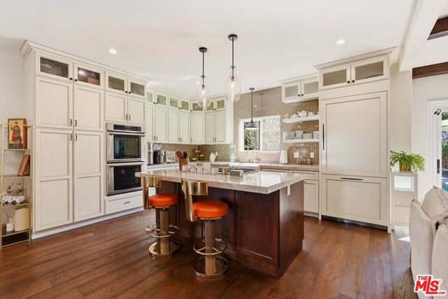 1042 S Stanley Avenue, Los Angeles, CA 90019 — photo 15 of 58