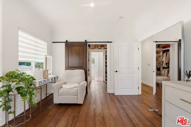 1042 S Stanley Avenue, Los Angeles, CA 90019 — photo 29 of 58