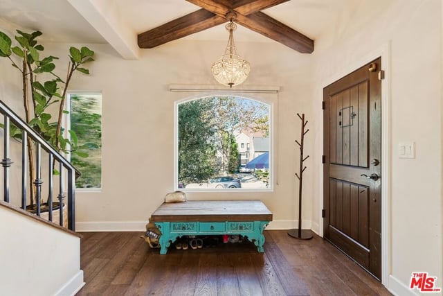 1042 S Stanley Avenue, Los Angeles, CA 90019 — photo 7 of 58