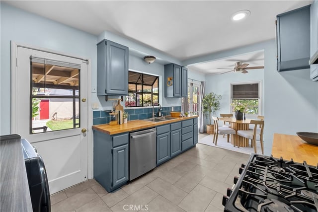 5804 Satsuma, North Hollywood, CA 91601 — photo 17 of 64