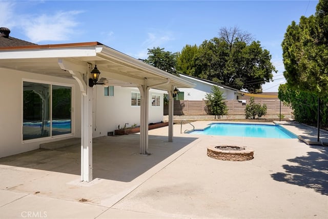 10000 Amestoy Avenue, Northridge, CA 91325 — photo 21 of 28