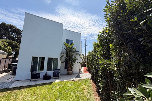 1081 Loma Avenue, Long Beach, CA 90804 — photo 26 of 35