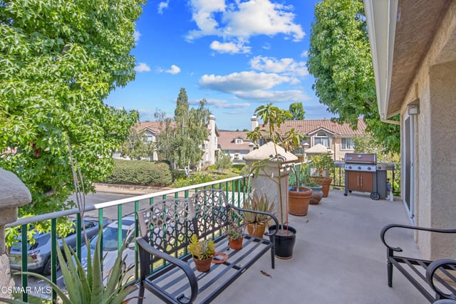 275 Ridgeton Lane B, Simi Valley, CA 93065 — photo 25 of 44