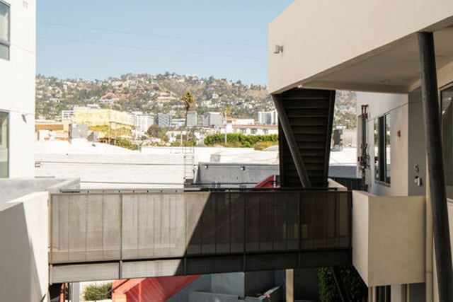 616 N Croft Avenue 6, Los Angeles, CA 90048 — photo 18 of 21