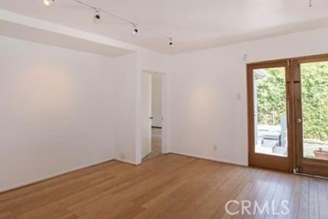 7361 Flight Avenue, Los Angeles, CA 90045 — photo 7 of 27