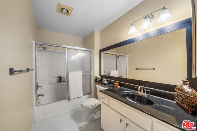 554 E San Jose Avenue 203, Burbank, CA 91501 — photo 24 of 30