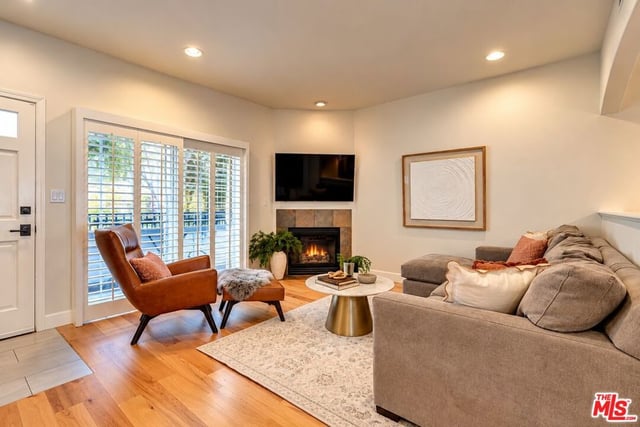 14544 Margate Street 4, Sherman Oaks, CA 91411 — photo 3 of 17
