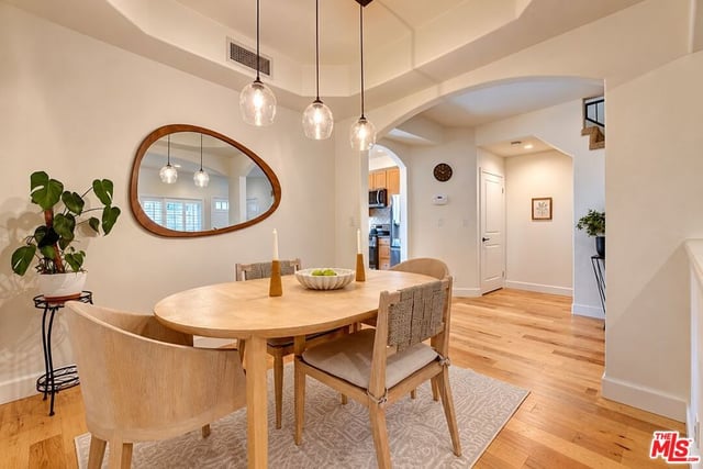14544 Margate Street 4, Sherman Oaks, CA 91411 — photo 5 of 17