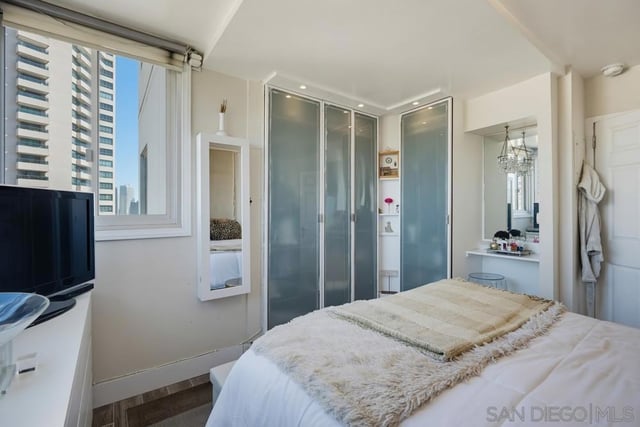 10501 Wilshire Blvd 1005, Los Angeles, CA 90024 — photo 20 of 37