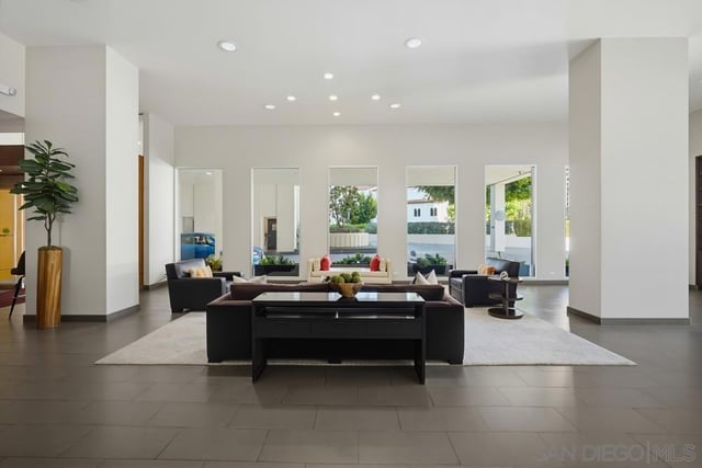 10501 Wilshire Blvd 1005, Los Angeles, CA 90024 — photo 26 of 37