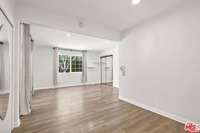 7048 Zelzah Avenue, Los Angeles, CA 91335 — photo 16 of 36