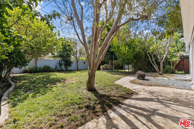 7048 Zelzah Avenue, Los Angeles, CA 91335 — photo 27 of 36
