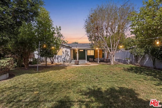 7048 Zelzah Avenue, Los Angeles, CA 91335 — photo 31 of 36