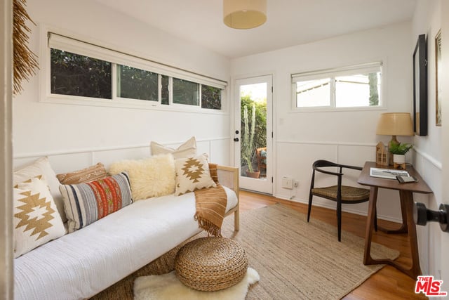 1938 Walgrove Avenue, Los Angeles, CA 90066 — photo 10 of 13