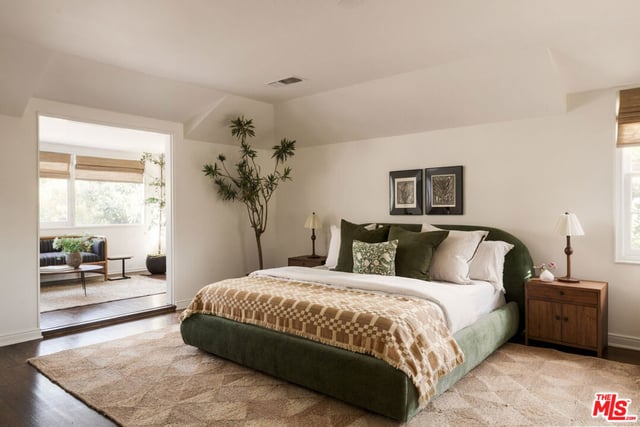 604 S Arden Boulevard, Los Angeles, CA 90005 — photo 19 of 34