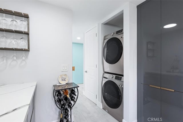 17711 Margate Street 316, Encino, CA 91316 — photo 13 of 33