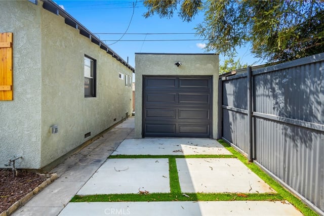 1132 W 56th, Los Angeles, CA 90037 — photo 31 of 48