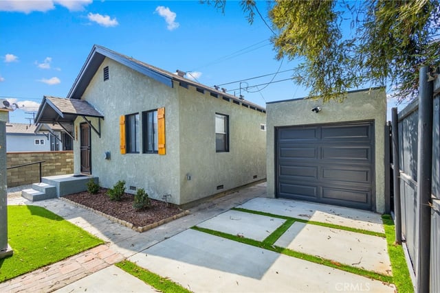 1132 W 56th, Los Angeles, CA 90037 — photo 32 of 48