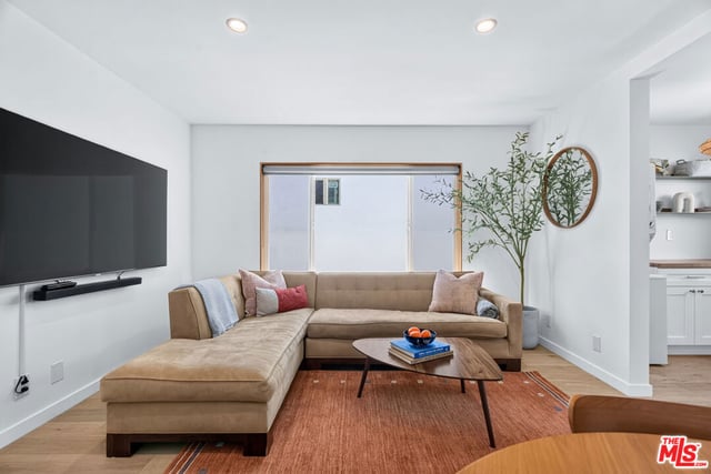 2135 Bellevue Avenue 12, Los Angeles, CA 90026 — photo 5 of 22