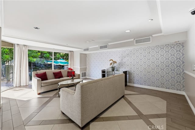 4501 Cedros Avenue 330, Sherman Oaks, CA 91403 — photo 32 of 42