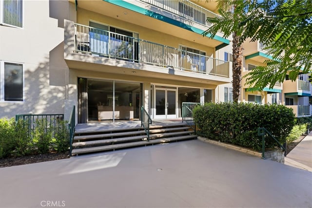 4501 Cedros Avenue 330, Sherman Oaks, CA 91403 — photo 39 of 42