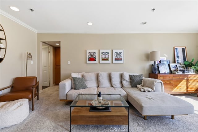 4501 Cedros Avenue 330, Sherman Oaks, CA 91403 — photo 7 of 42