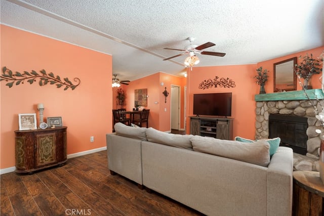 36200 Paradise Ranch Road 119, Castaic, CA 91384 — photo 4 of 25