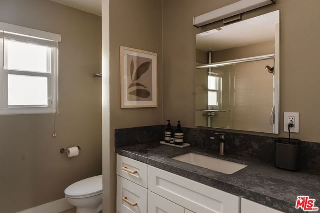 3126 Oakcrest Drive, Los Angeles, CA 90068 — photo 12 of 24
