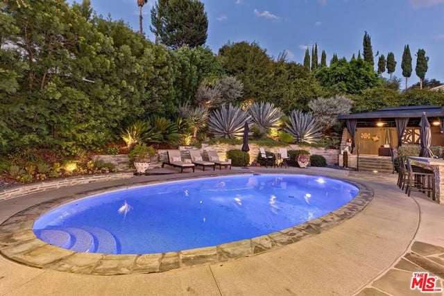 11545 Dona Cecilia Drive, Studio City, CA 91604 — photo 25 of 30