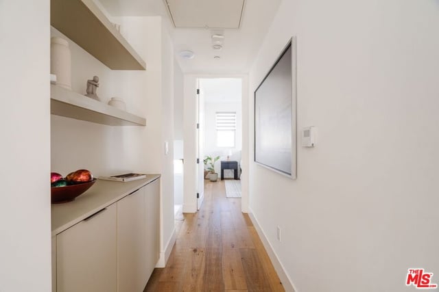 1563 Hi Point Street, Los Angeles, CA 90035 — photo 30 of 42