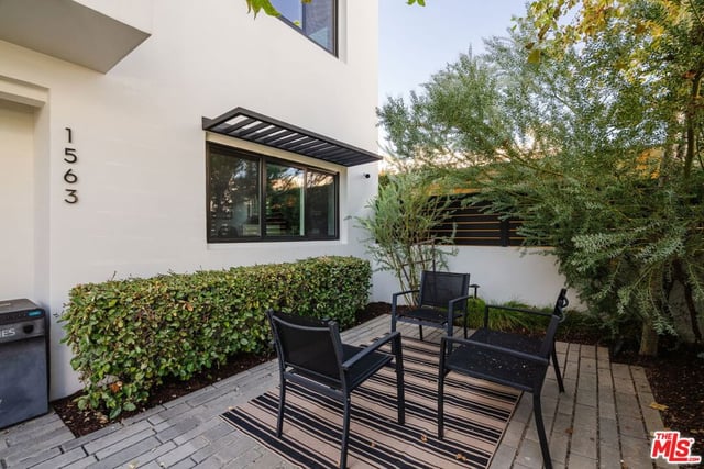 1563 Hi Point Street, Los Angeles, CA 90035 — photo 5 of 42