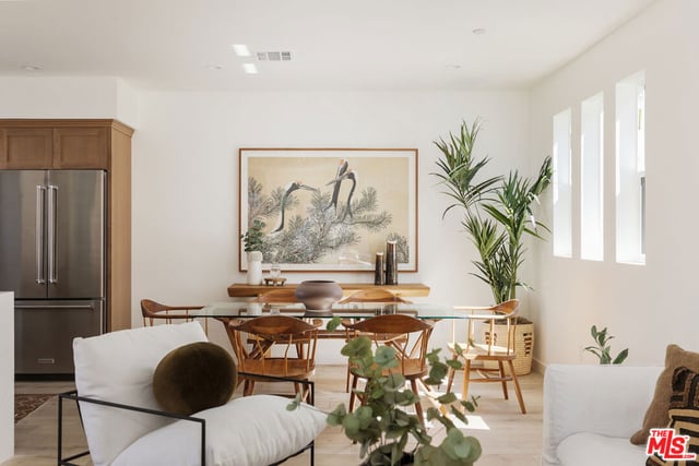 1231 1/2 N June Street, Los Angeles, CA 90038 — photo 4 of 37