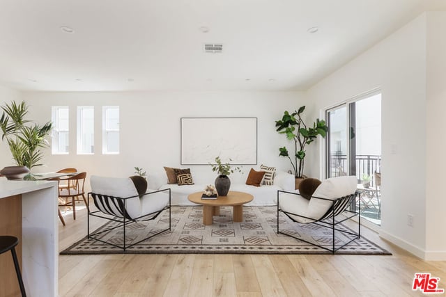 1231 1/2 N June Street, Los Angeles, CA 90038 — photo 9 of 37