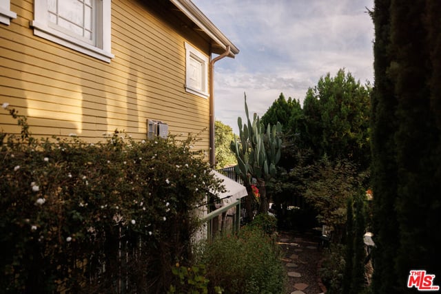6205 Vidette Street, Los Angeles, CA 90042 — photo 24 of 44