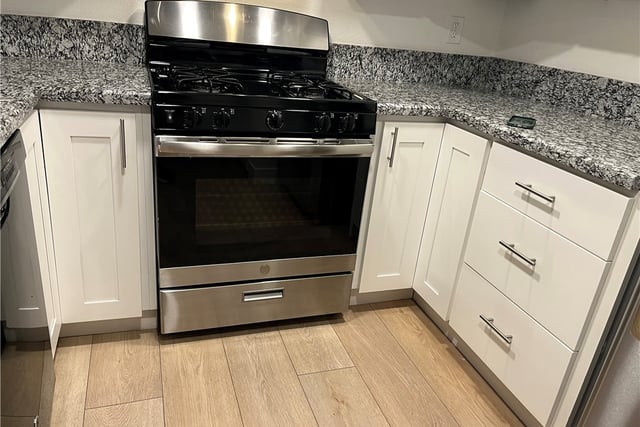 35 Linden 202, Long Beach, CA 90802 — photo 11 of 25