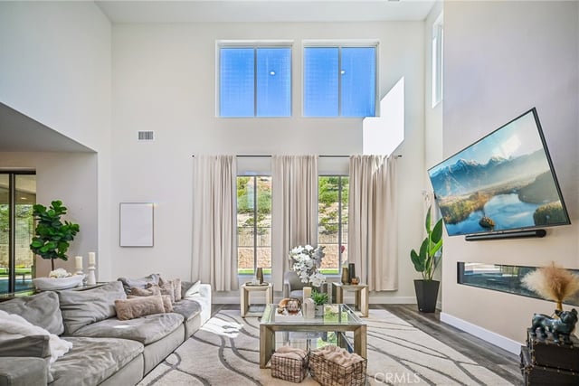 20331 W Windsor Lane, Porter Ranch, CA 91326 — photo 10 of 75