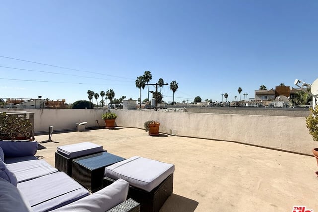 1353 N Fuller Avenue PH2, Los Angeles, CA 90046 — photo 21 of 25