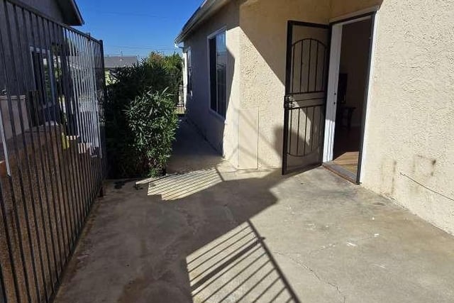 11612 Cimarron, Hawthorne, CA 90250 — photo 16 of 32