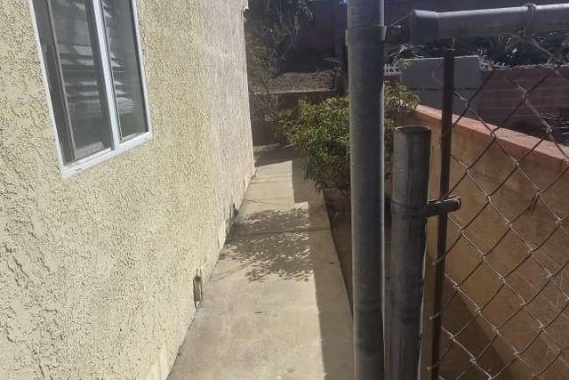 11612 Cimarron, Hawthorne, CA 90250 — photo 8 of 32