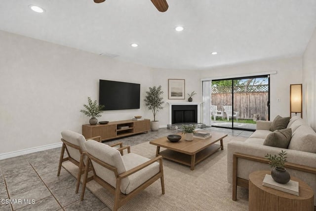 9906 Owensmouth Avenue 14, Chatsworth, CA 91311 — photo 9 of 36