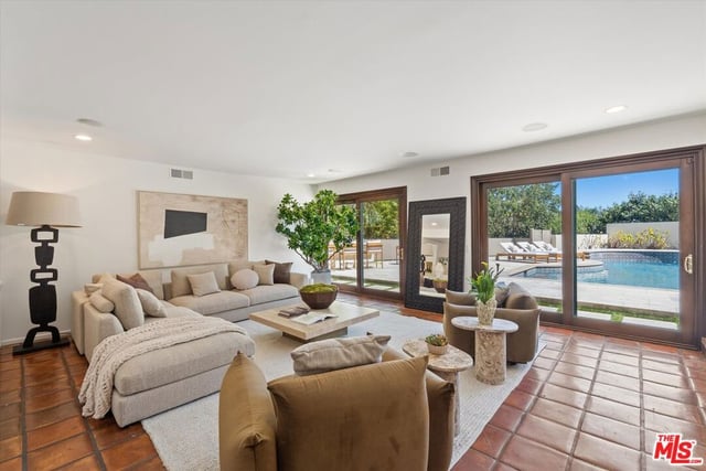 9830 Beeson Drive, Los Angeles, CA 90210 — photo 2 of 36