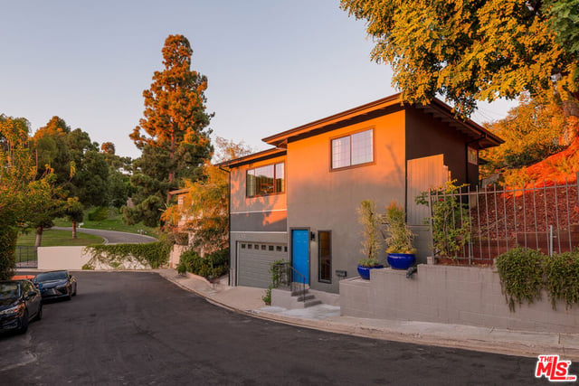 3639 Roderick Road, Los Angeles, CA 90065 — photo 3 of 32