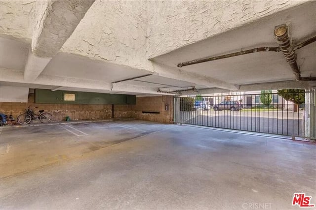 4350 Berryman Avenue 10, Los Angeles, CA 90066 — photo 20 of 21