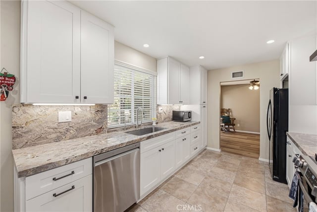 856 Moffatt Circle, Simi Valley, CA 93065 — photo 13 of 31