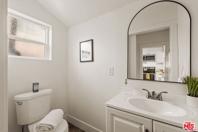 5408 7th Avenue, Los Angeles, CA 90043 — photo 18 of 20
