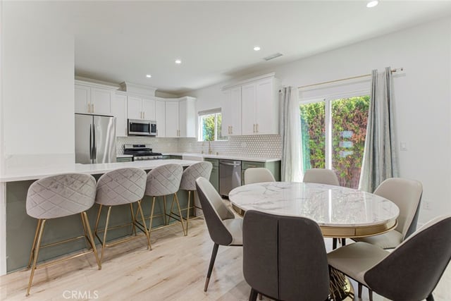 6206 Camellia, North Hollywood, CA 91606 — photo 16 of 73